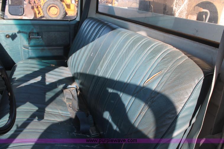 image for item AK9646 1982 Chevrolet C30 bucket truck