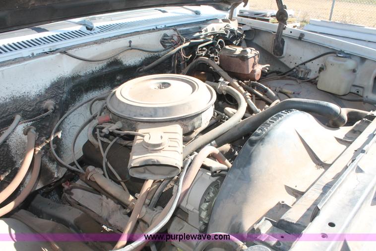 image for item AK9646 1982 Chevrolet C30 bucket truck