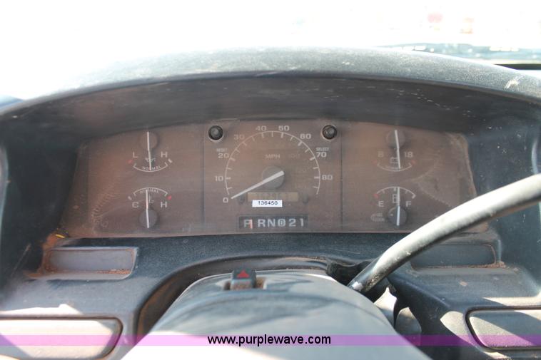 image for item AK9649 1997 Ford F350 XL utility truck