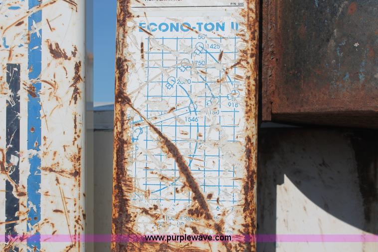 image for item AK9649 1997 Ford F350 XL utility truck