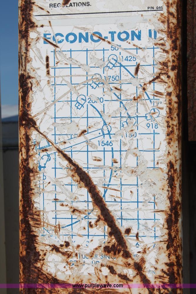 image for item AK9649 1997 Ford F350 XL utility truck