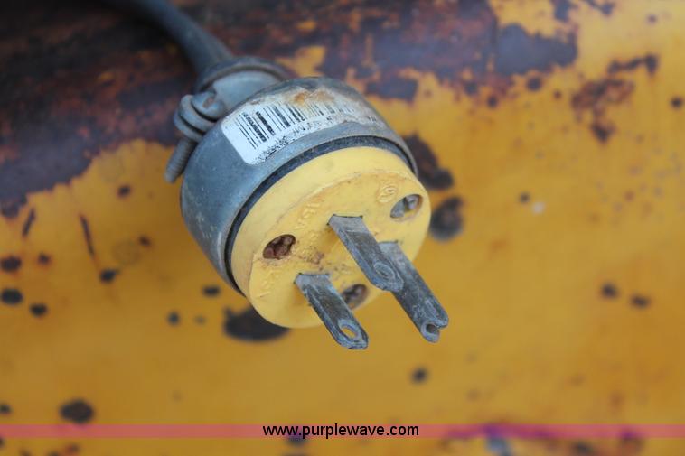 image for item AK9650 1974 Caterpillar 930 wheel loader