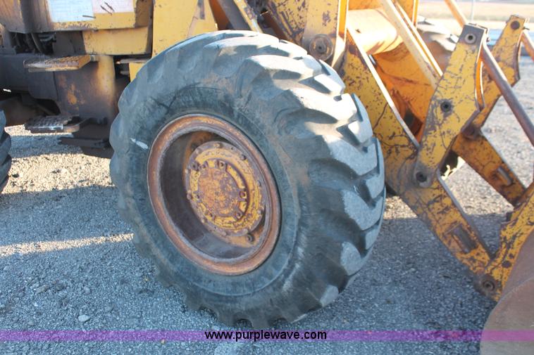 image for item AK9650 1974 Caterpillar 930 wheel loader
