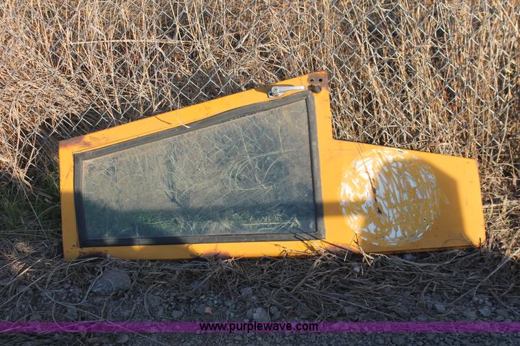 image for item AK9650 1974 Caterpillar 930 wheel loader