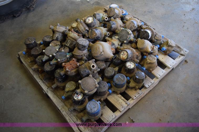 image for item AY9025 Assorted water meters