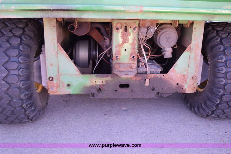 image for item AY9111 1997 John Deere Gator utility vehicle