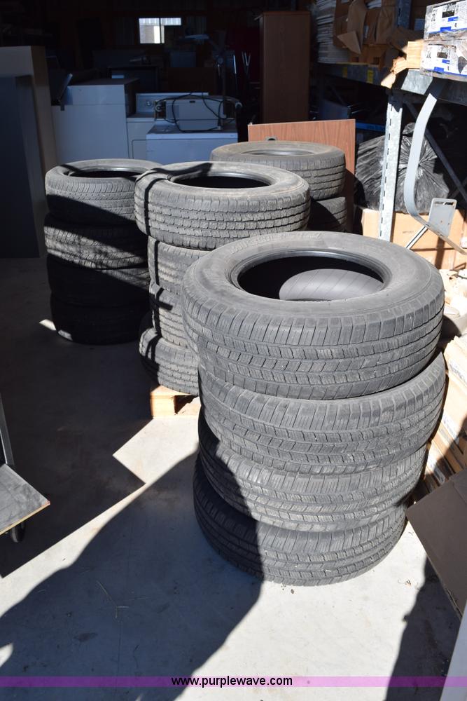 image for item AY9112 (26) assorted tires