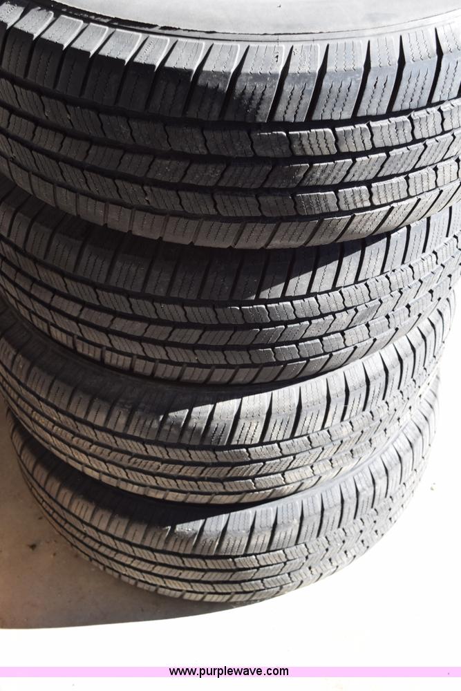 image for item AY9112 (26) assorted tires