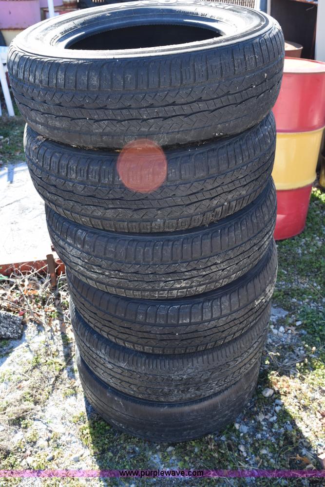 image for item AY9112 (26) assorted tires