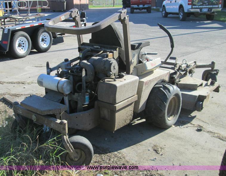 image for item AY9171 Grasshopper 930D lawn mower