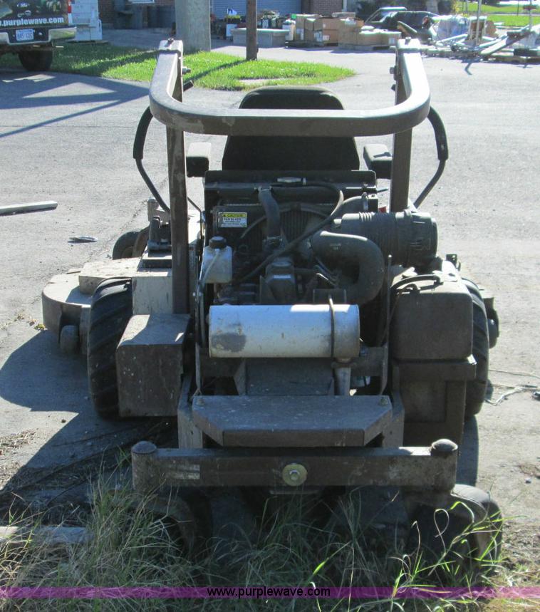 image for item AY9171 Grasshopper 930D lawn mower
