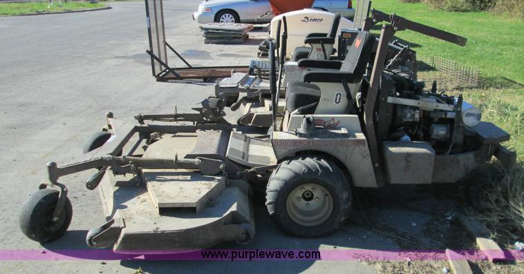 image for item AY9171 Grasshopper 930D lawn mower