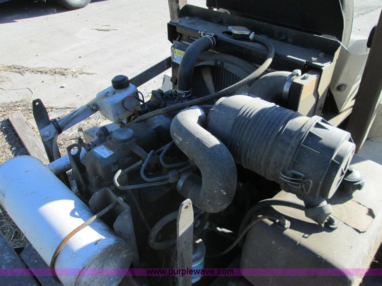 image for item AY9171 Grasshopper 930D lawn mower