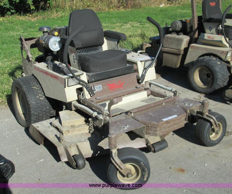 image for item AY9172 Grasshopper 428D lawn mower