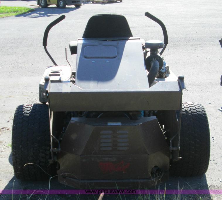 image for item AY9172 Grasshopper 428D lawn mower