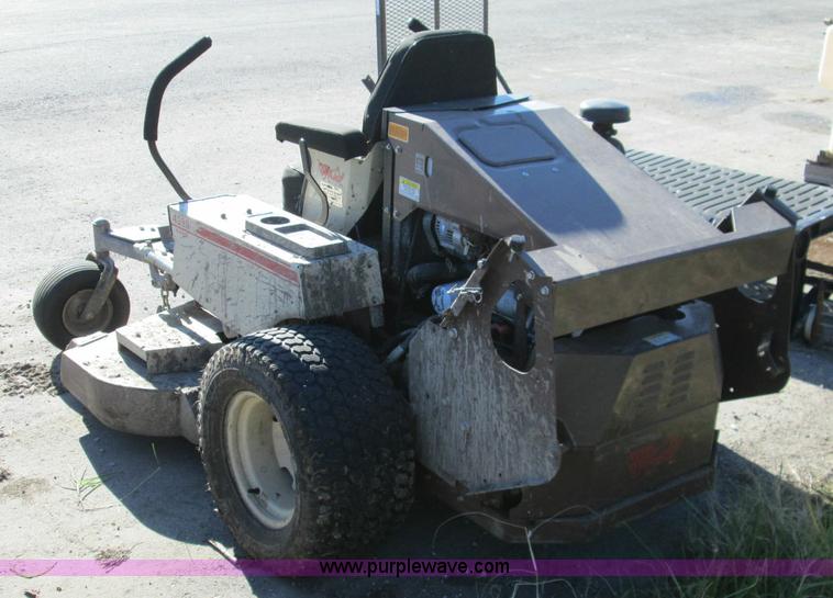 image for item AY9172 Grasshopper 428D lawn mower