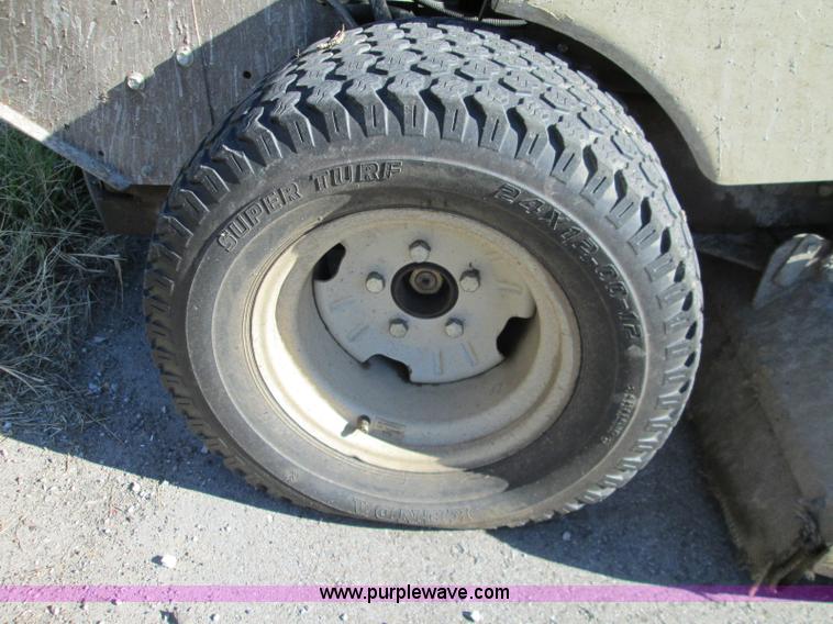 image for item AY9172 Grasshopper 428D lawn mower