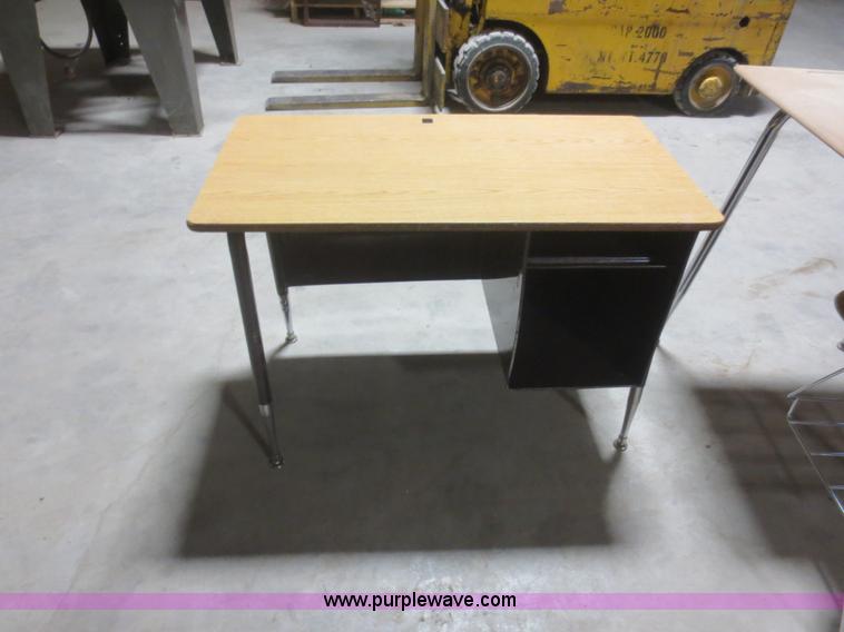 image for item BA9426 Assorted furniture