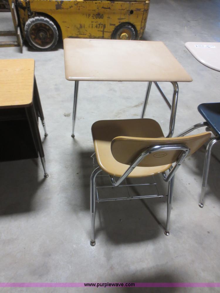 image for item BA9426 Assorted furniture