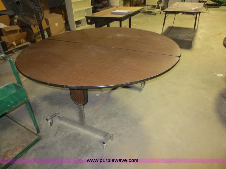 image for item BA9427 (10) tables