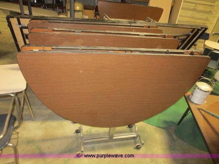 image for item BA9427 (10) tables
