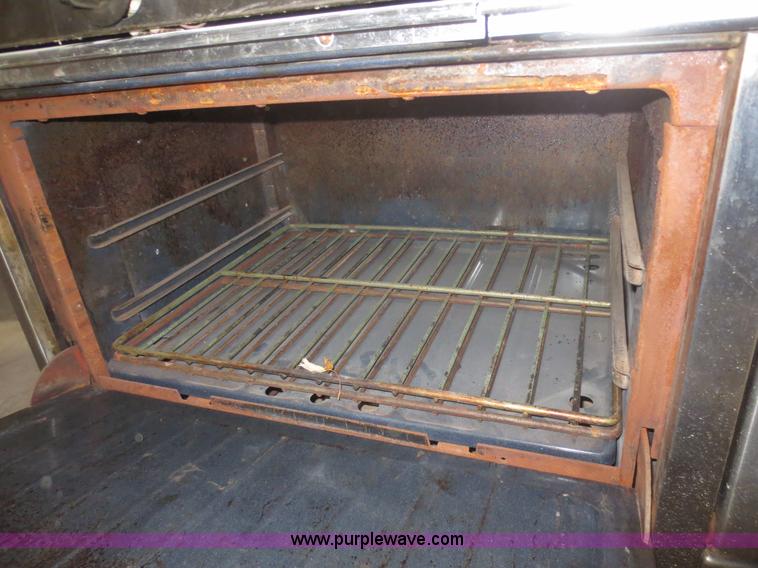 image for item BA9433 Garland ten burner top natural gas stove