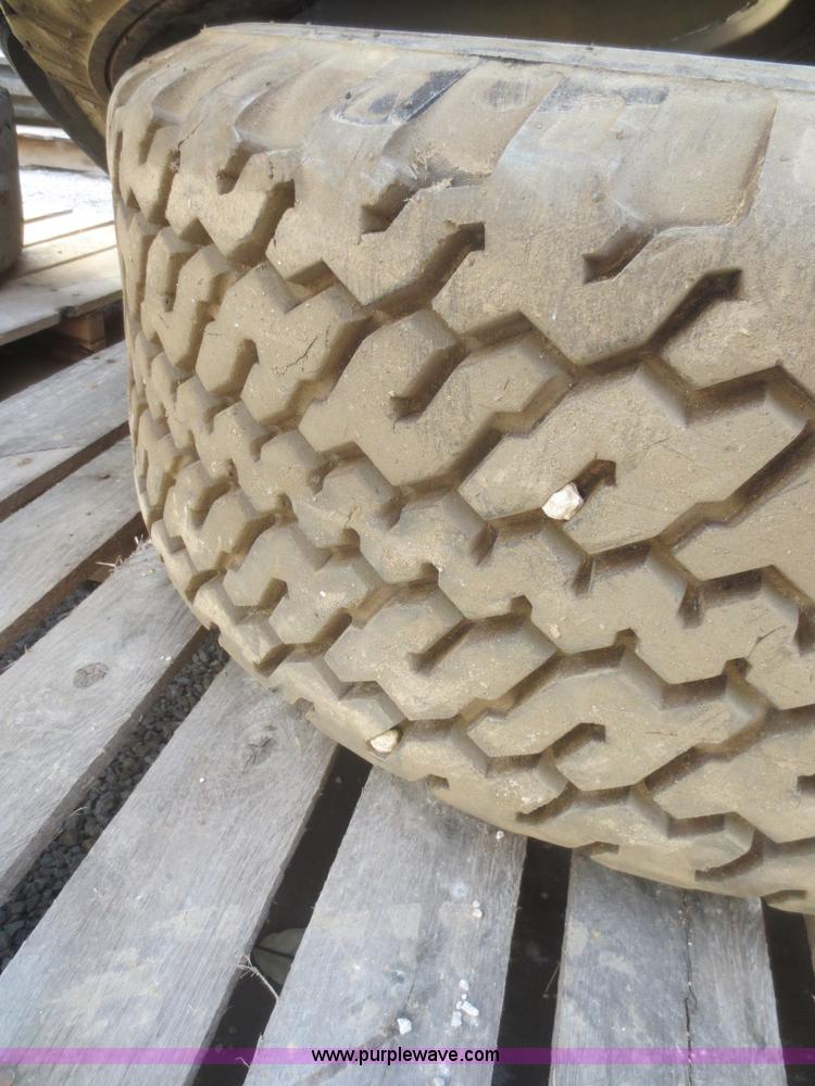 image for item BA9434 Assorted tires and wheels