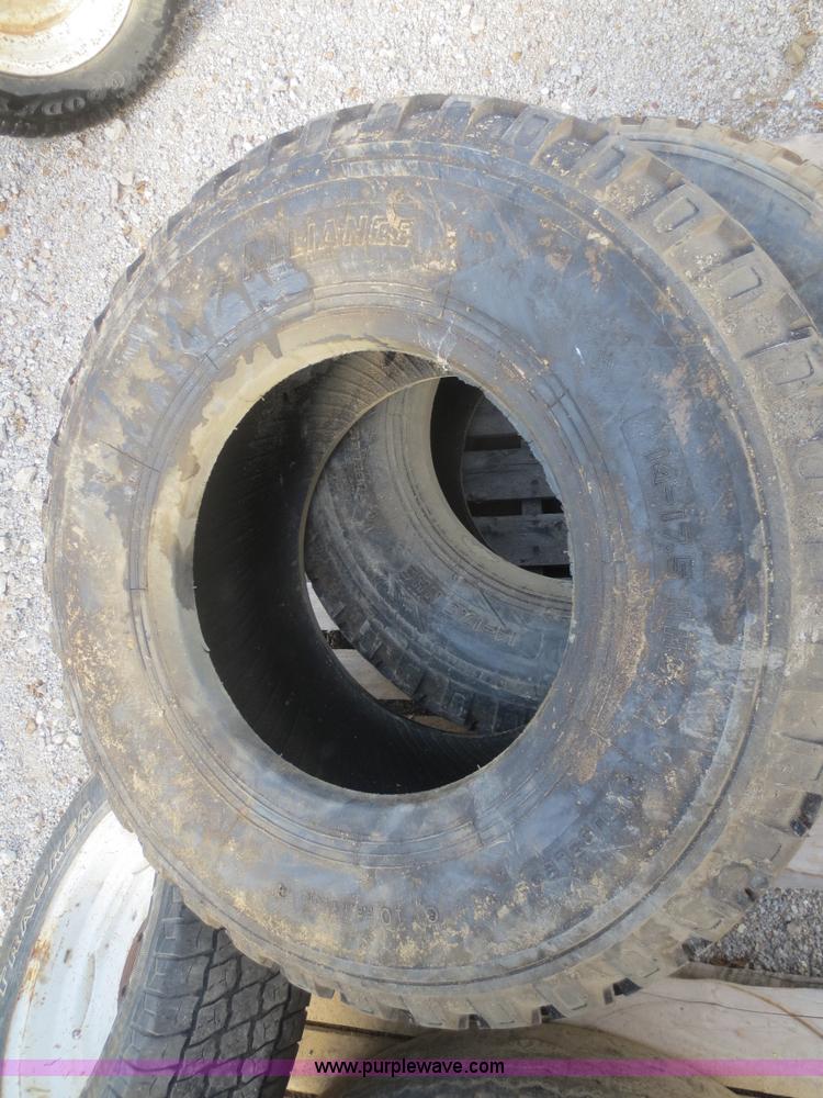 image for item BA9434 Assorted tires and wheels