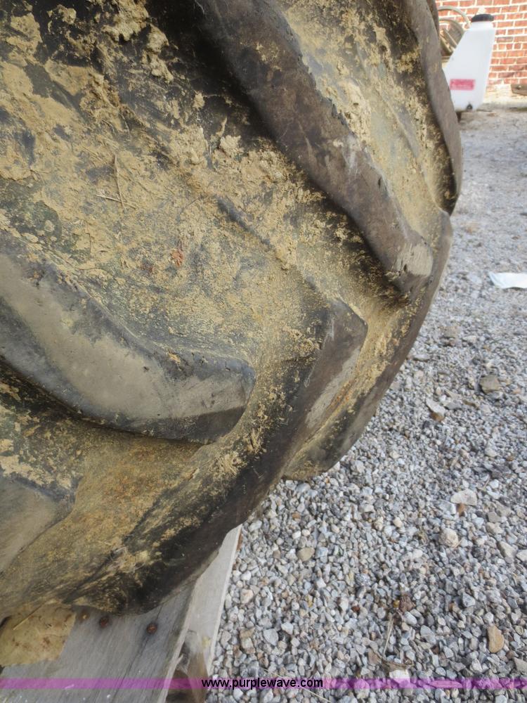 image for item BA9435 Assorted tires and wheels