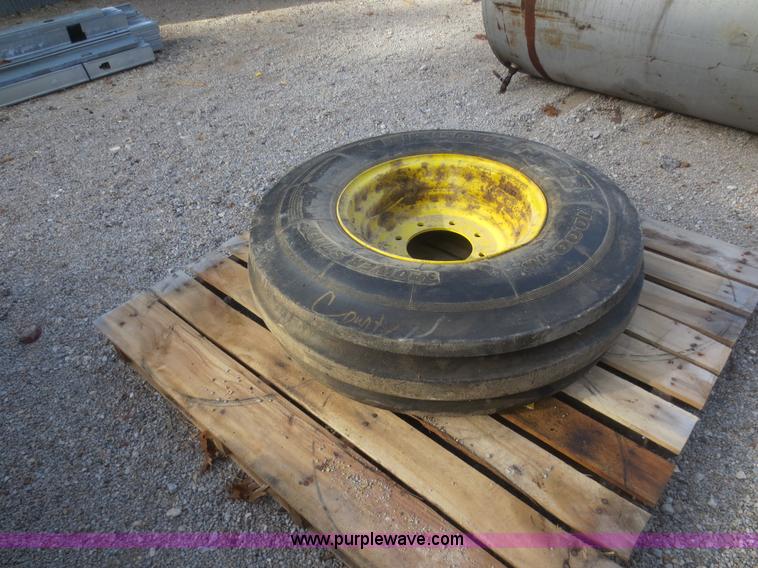 image for item BA9435 Assorted tires and wheels