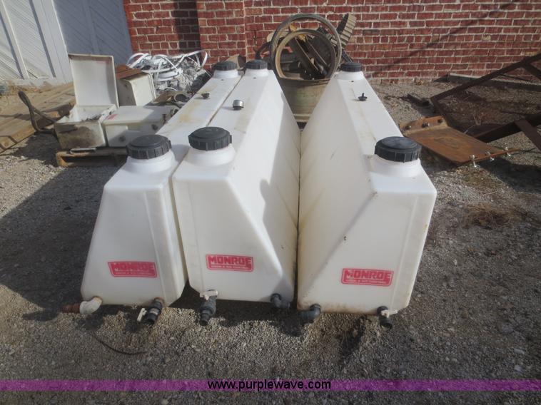 image for item BA9437 (7) 100 gallon fiberglass tanks