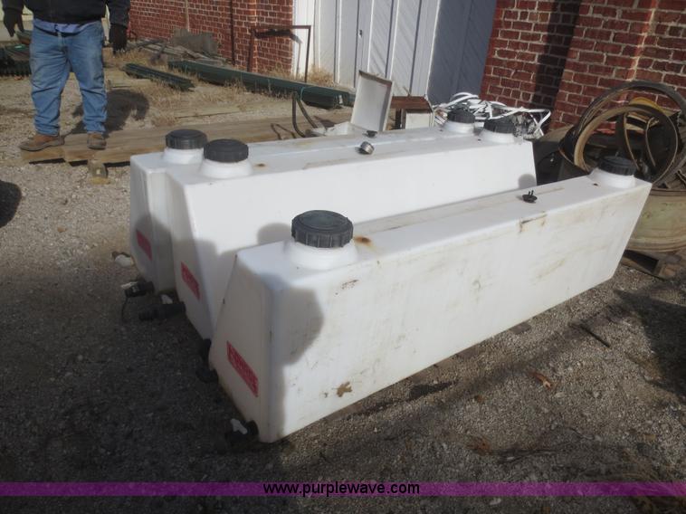 image for item BA9437 (7) 100 gallon fiberglass tanks