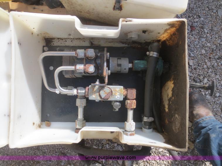 image for item BA9437 (7) 100 gallon fiberglass tanks