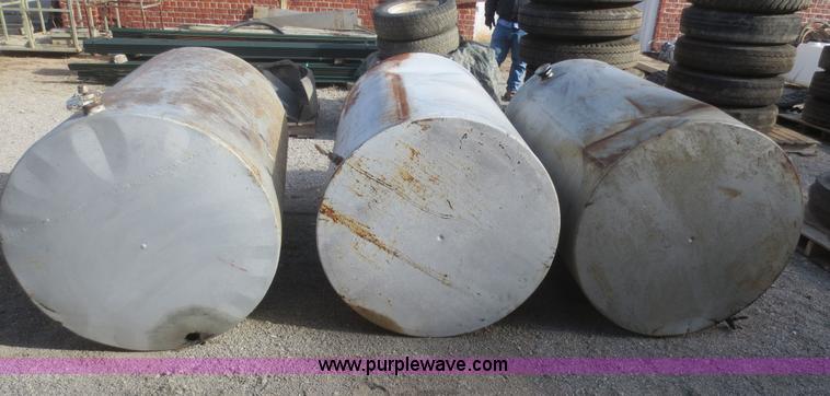 image for item BA9438 (3) steel tanks