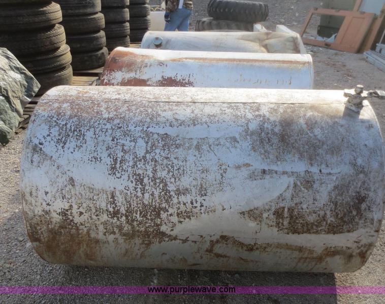 image for item BA9438 (3) steel tanks