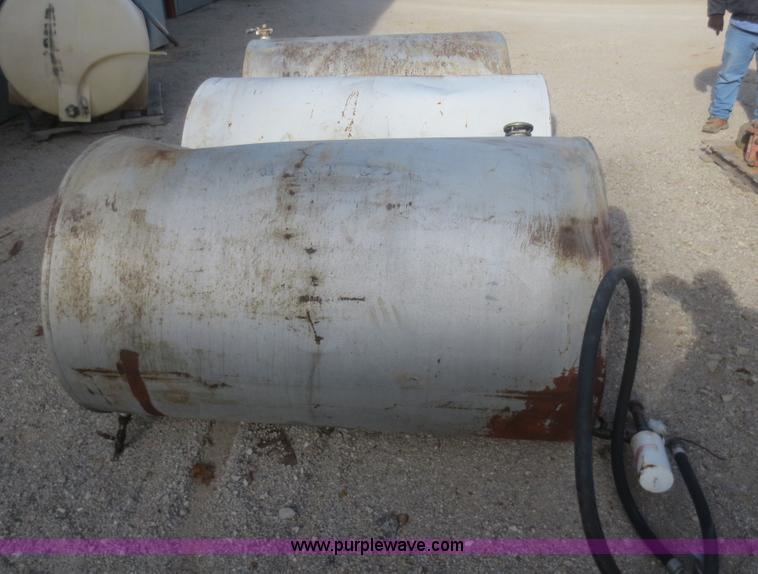 image for item BA9438 (3) steel tanks