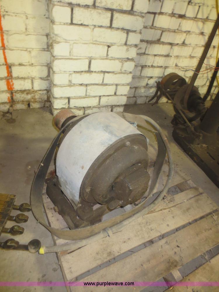 image for item BA9440 Assorted items