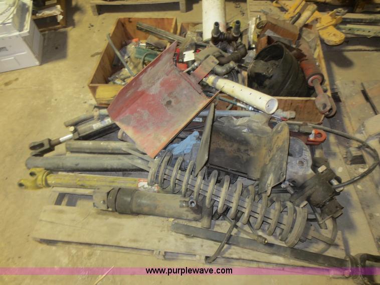 image for item BA9444 Assorted items