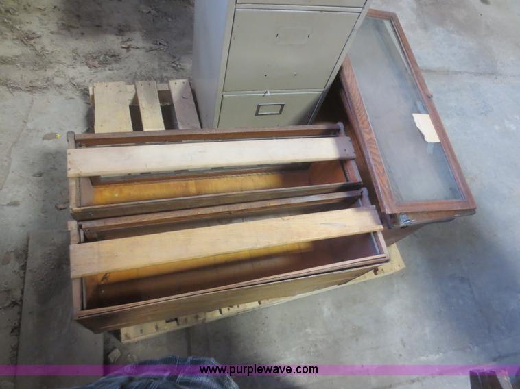 image for item BA9446 Assorted items