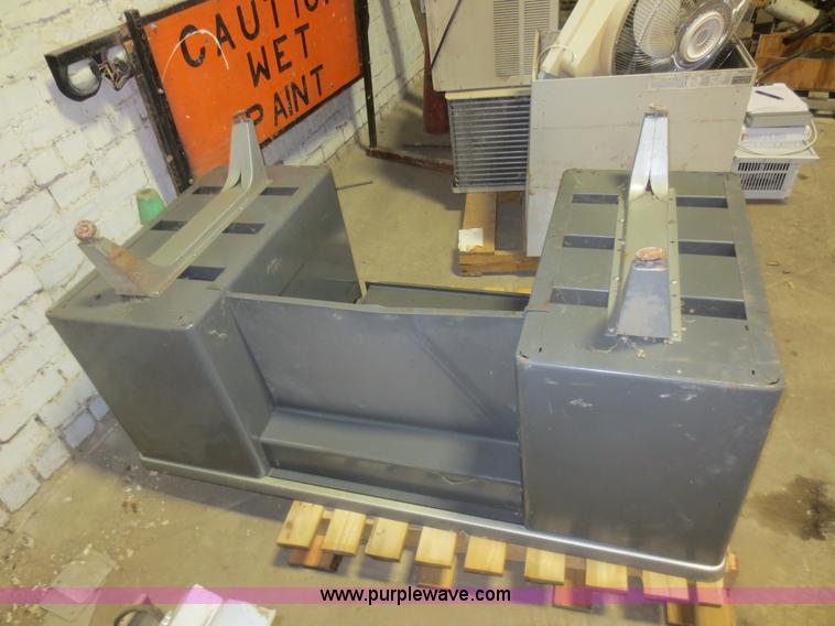 image for item BA9446 Assorted items