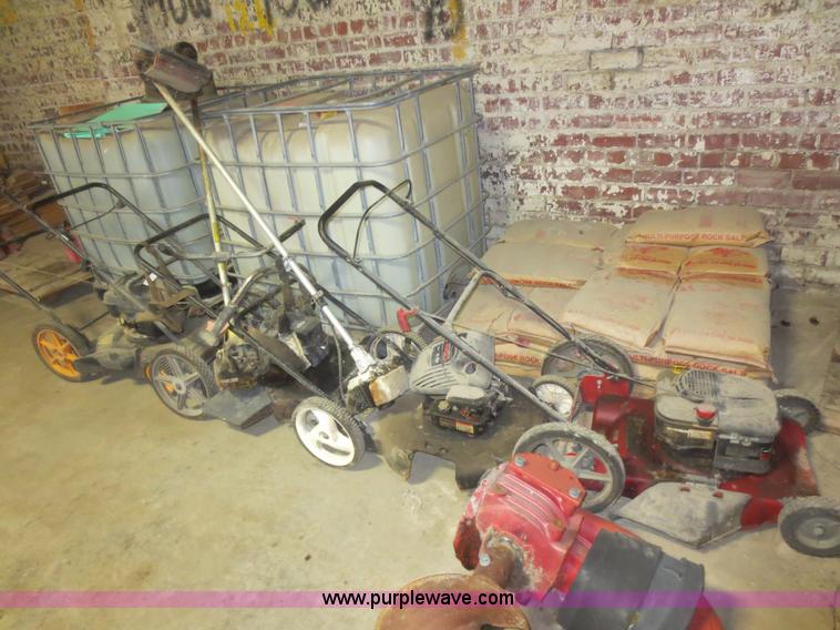 image for item BA9449 Assorted lawn and garden equipment