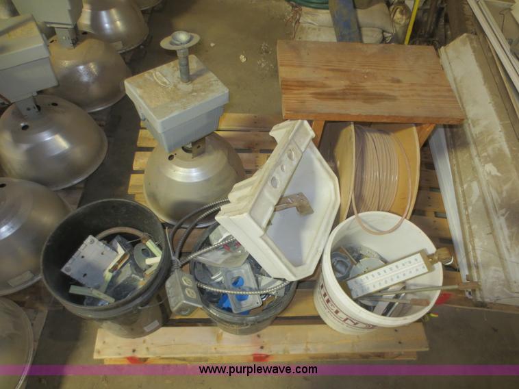 image for item BA9450 (22) lights