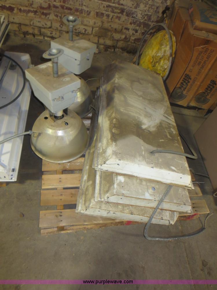 image for item BA9450 (22) lights