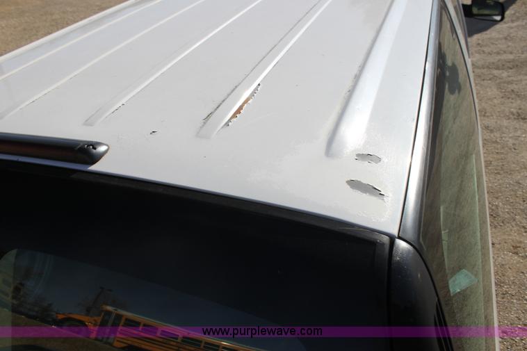 image for item D1314 1999 Chevrolet Suburban C1500 SUV