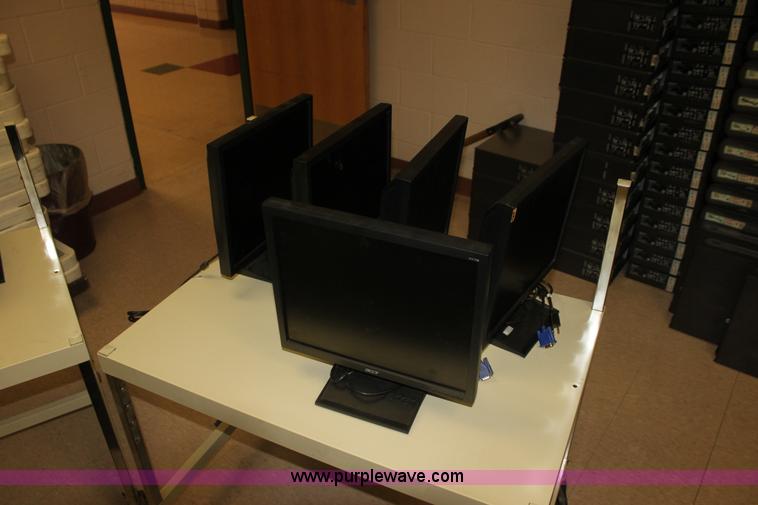 image for item D1317 (10) computers