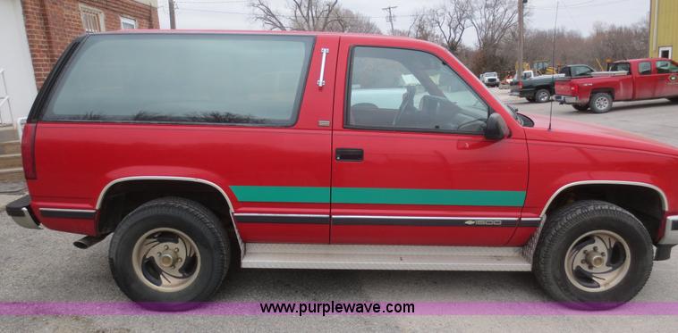 image for item D2217 1992 Chevrolet K1500 Blazer SUV