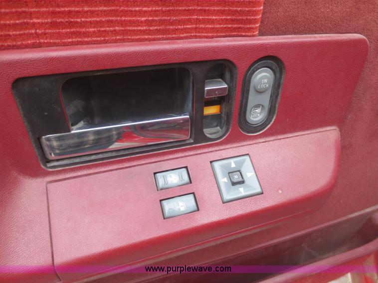 image for item D2217 1992 Chevrolet K1500 Blazer SUV