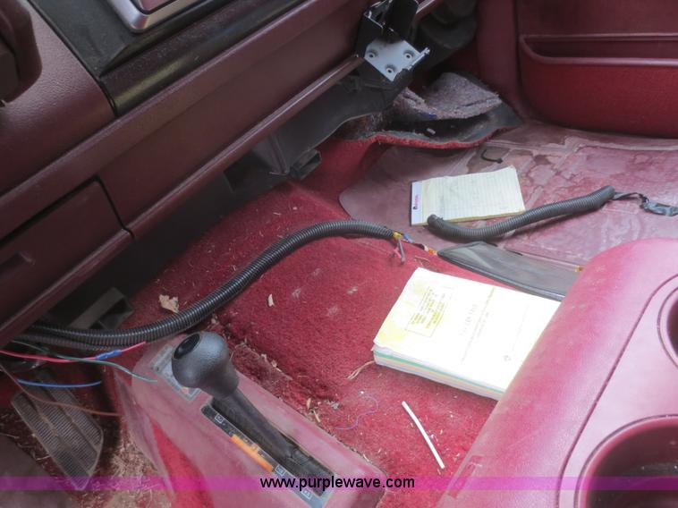 image for item D2217 1992 Chevrolet K1500 Blazer SUV