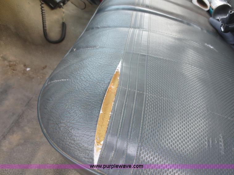 image for item D2222 1991 Ford F150 pickup truck