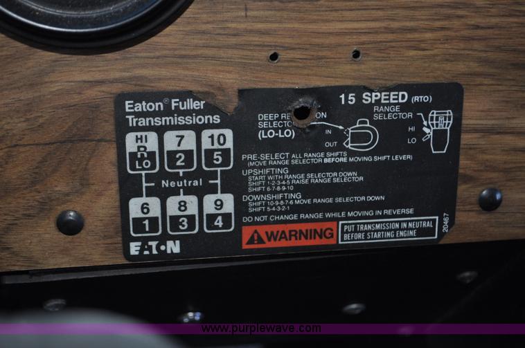 image for item F2113 1993 Western Star 4934F semi truck